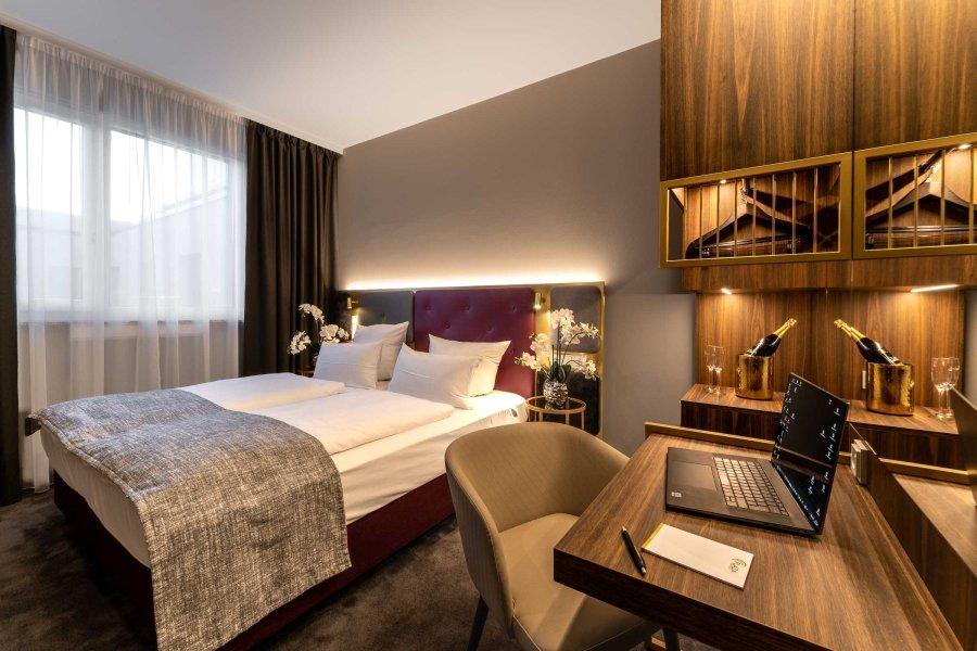 Plaza Premium Muenchen Hotel Exterior photo